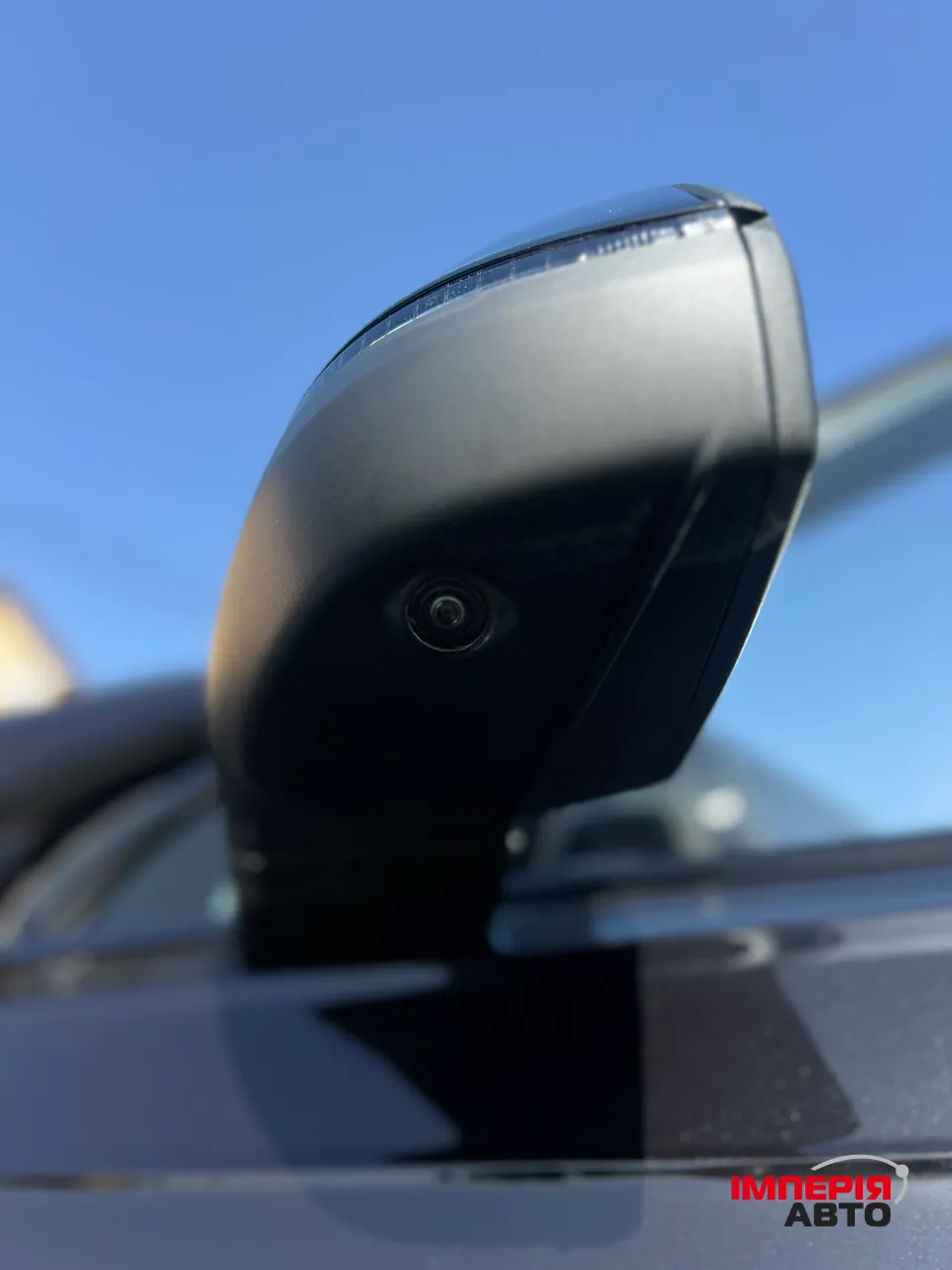 Audi SQ7 - фото 12