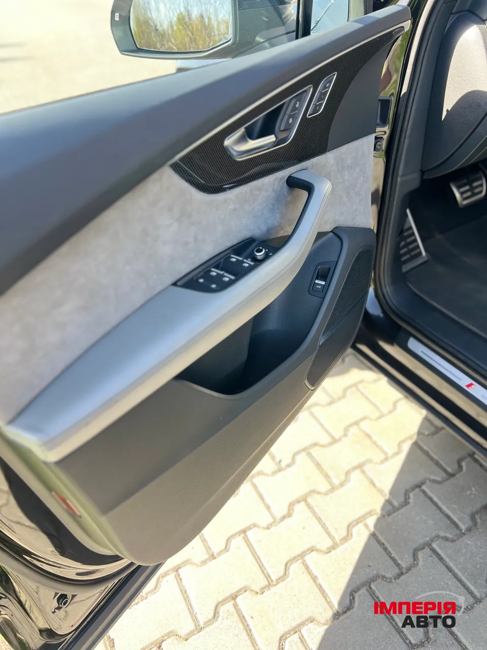 Audi SQ7 - фото 31