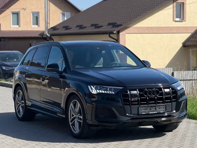 Audi SQ7 - фото 1