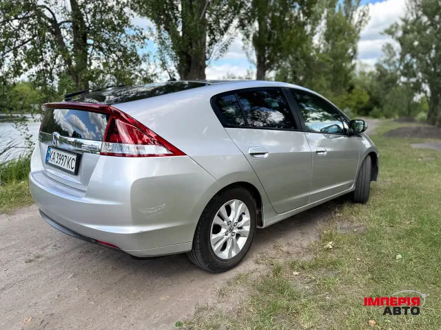Honda Insight - фото 5