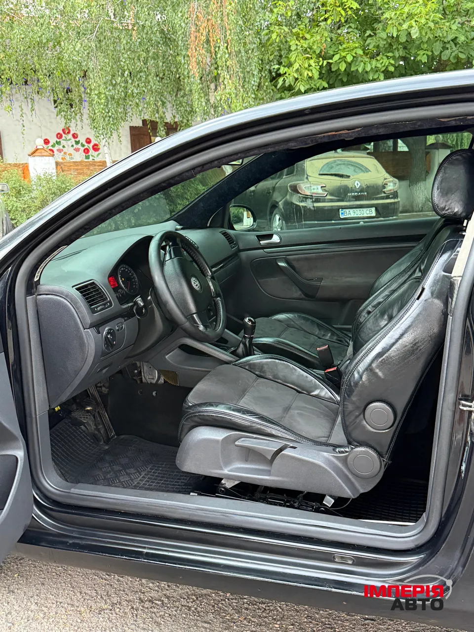 Volkswagen Golf - фото 11