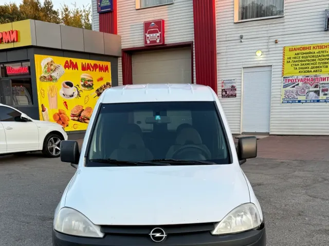 Opel Combo - фото 4