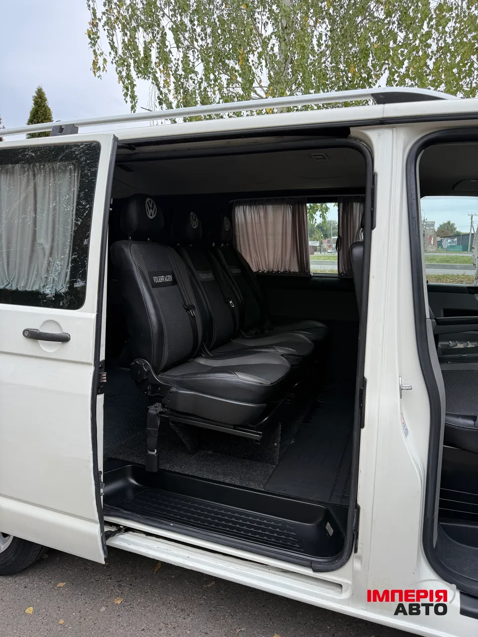 Volkswagen Transporter - фото 16
