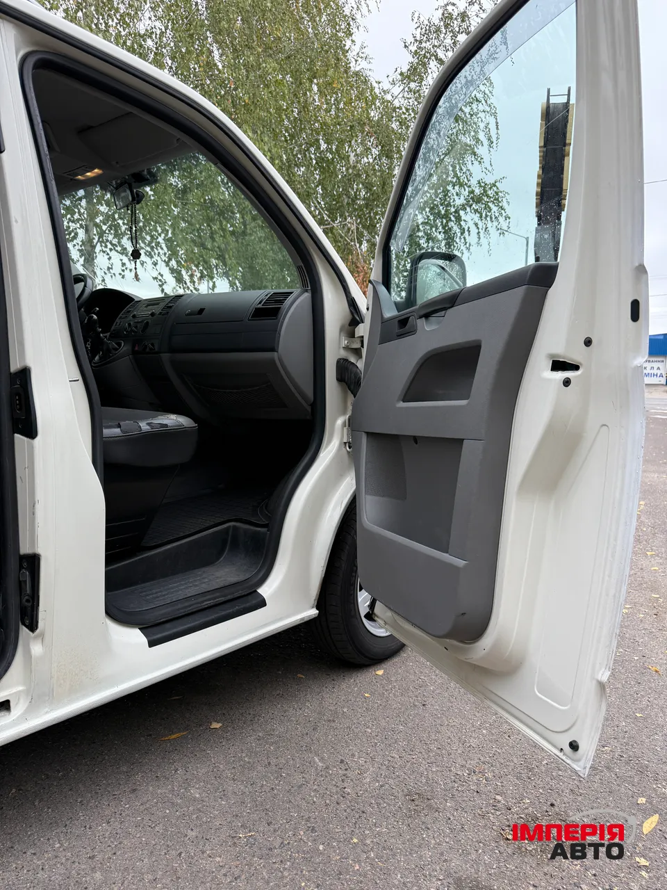Volkswagen Transporter - фото 13