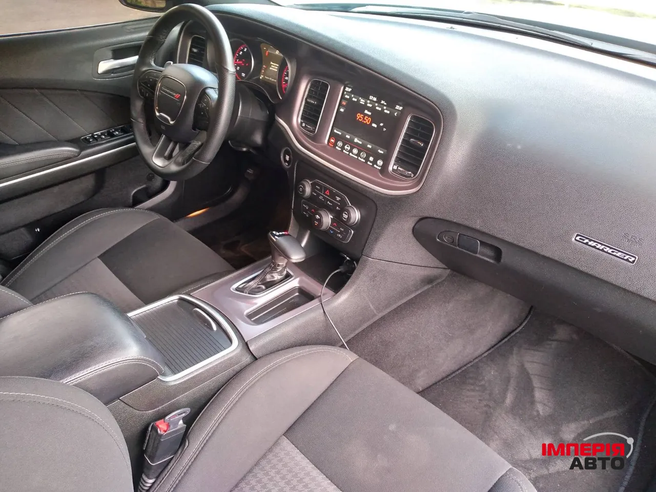 Dodge Charger - фото 9
