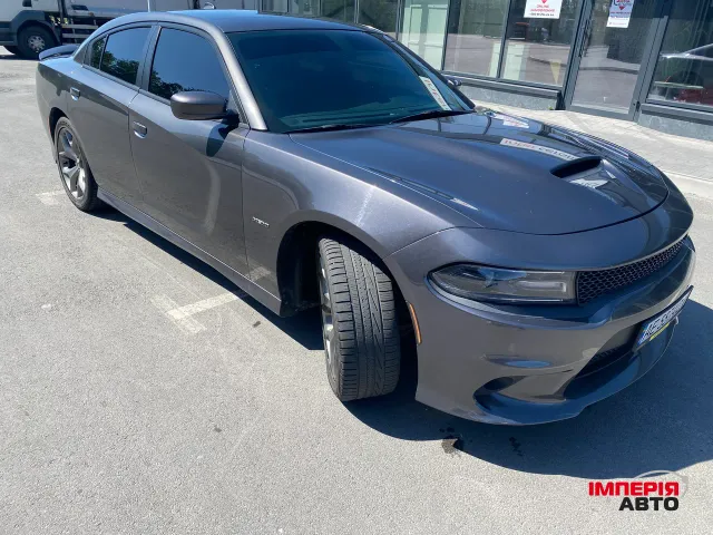 Dodge Charger - фото 4