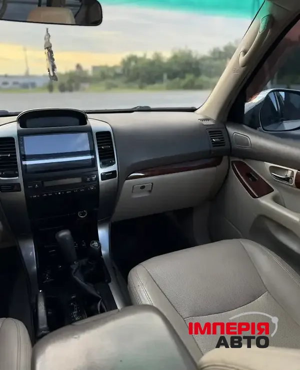 Toyota Land Cruiser Prado - фото 6