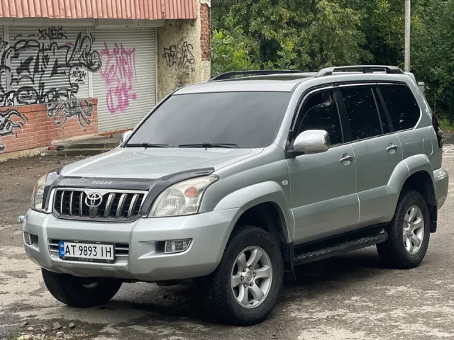 Toyota Land Cruiser Prado - фото 1