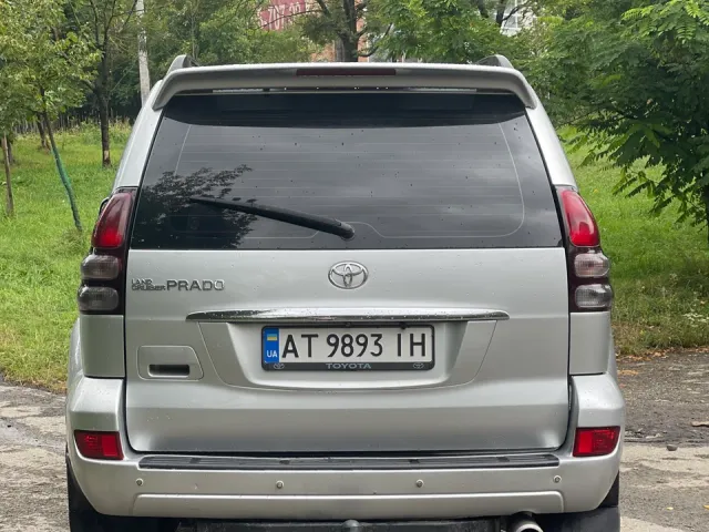 Toyota Land Cruiser Prado - фото 4