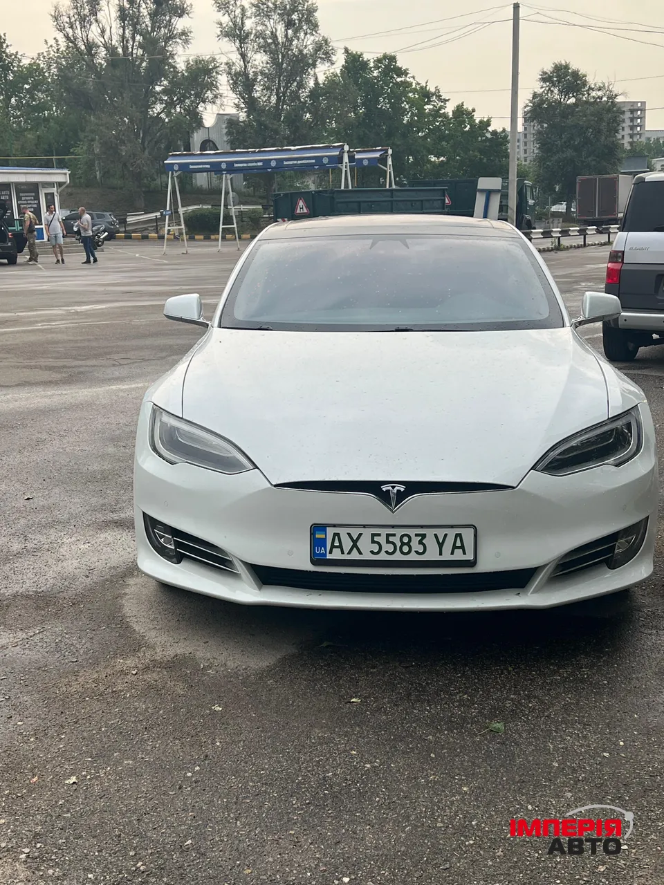 Tesla Model S - фото 11