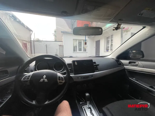 Mitsubishi Lancer - фото 2