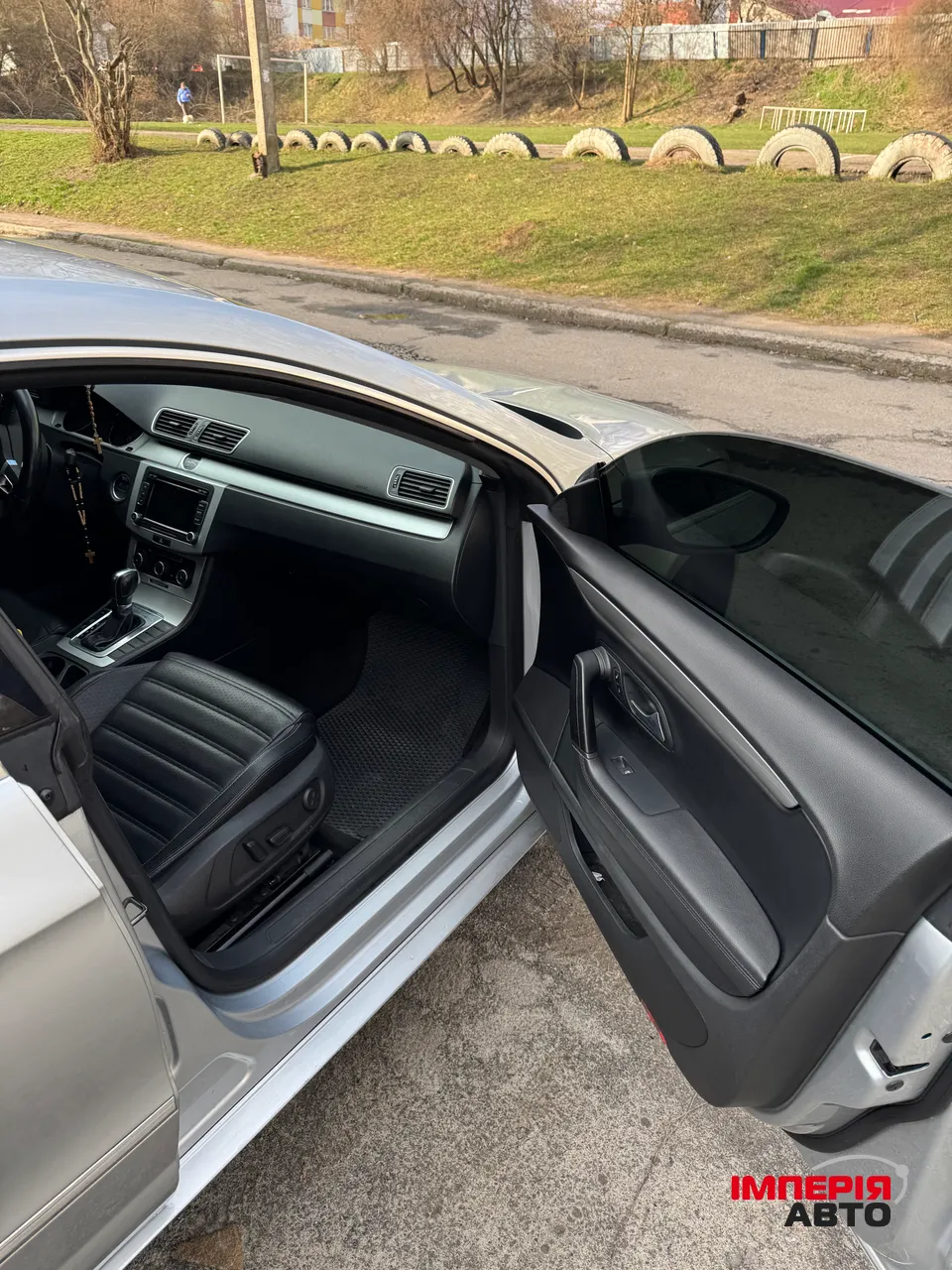 Volkswagen Passat CC - фото 3