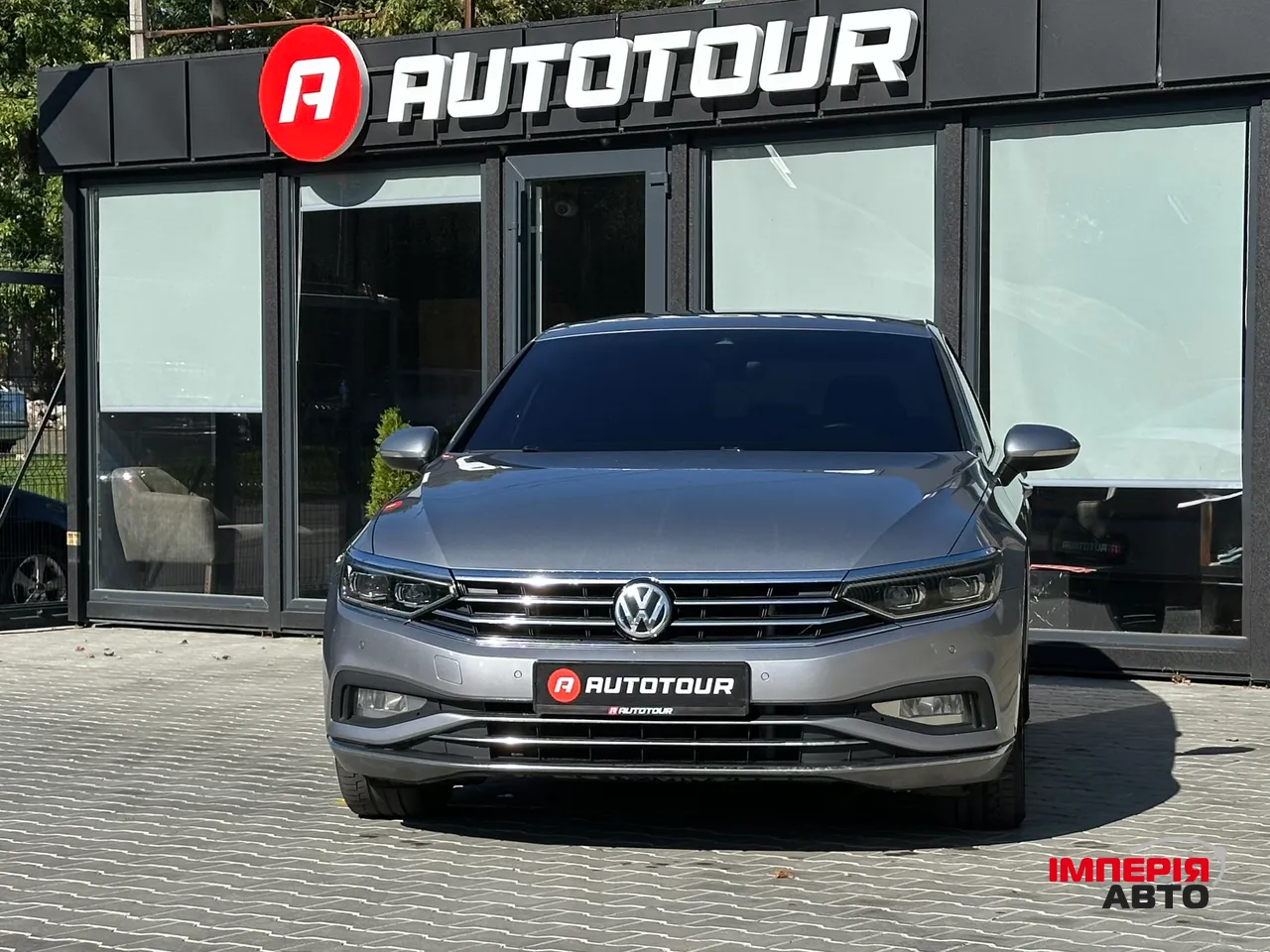 Volkswagen Passat - фото 1