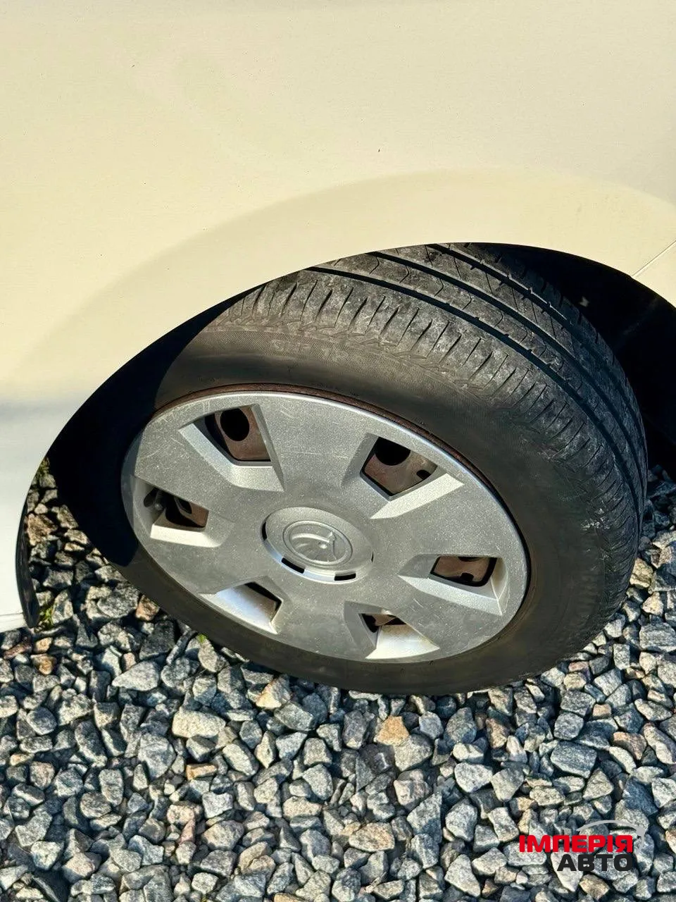 Skoda Rapid - фото 8