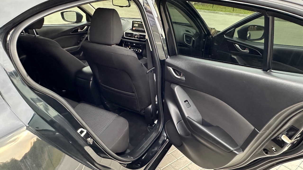 Mazda 3 - зображення 4
