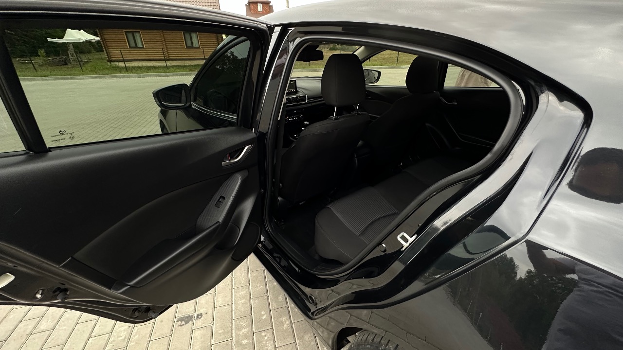 Mazda 3 - фото 21
