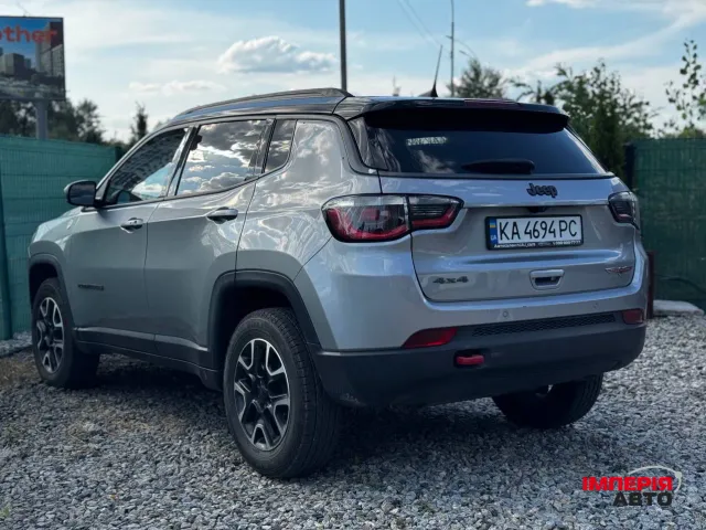 Jeep Compass - фото 5