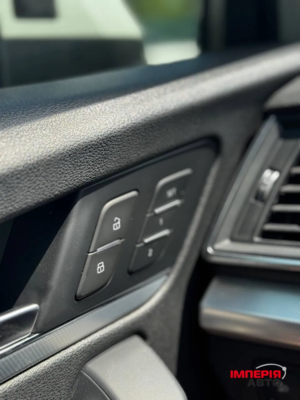 Audi Q5 - фото 7