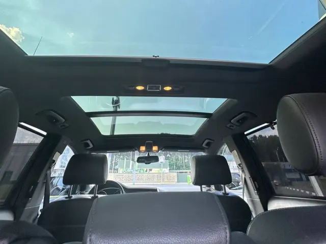 Audi Q7 - фото 1