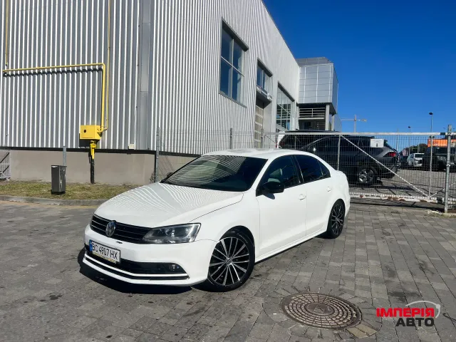 Volkswagen Jetta - фото 4
