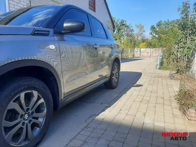 Suzuki Vitara - фото 3
