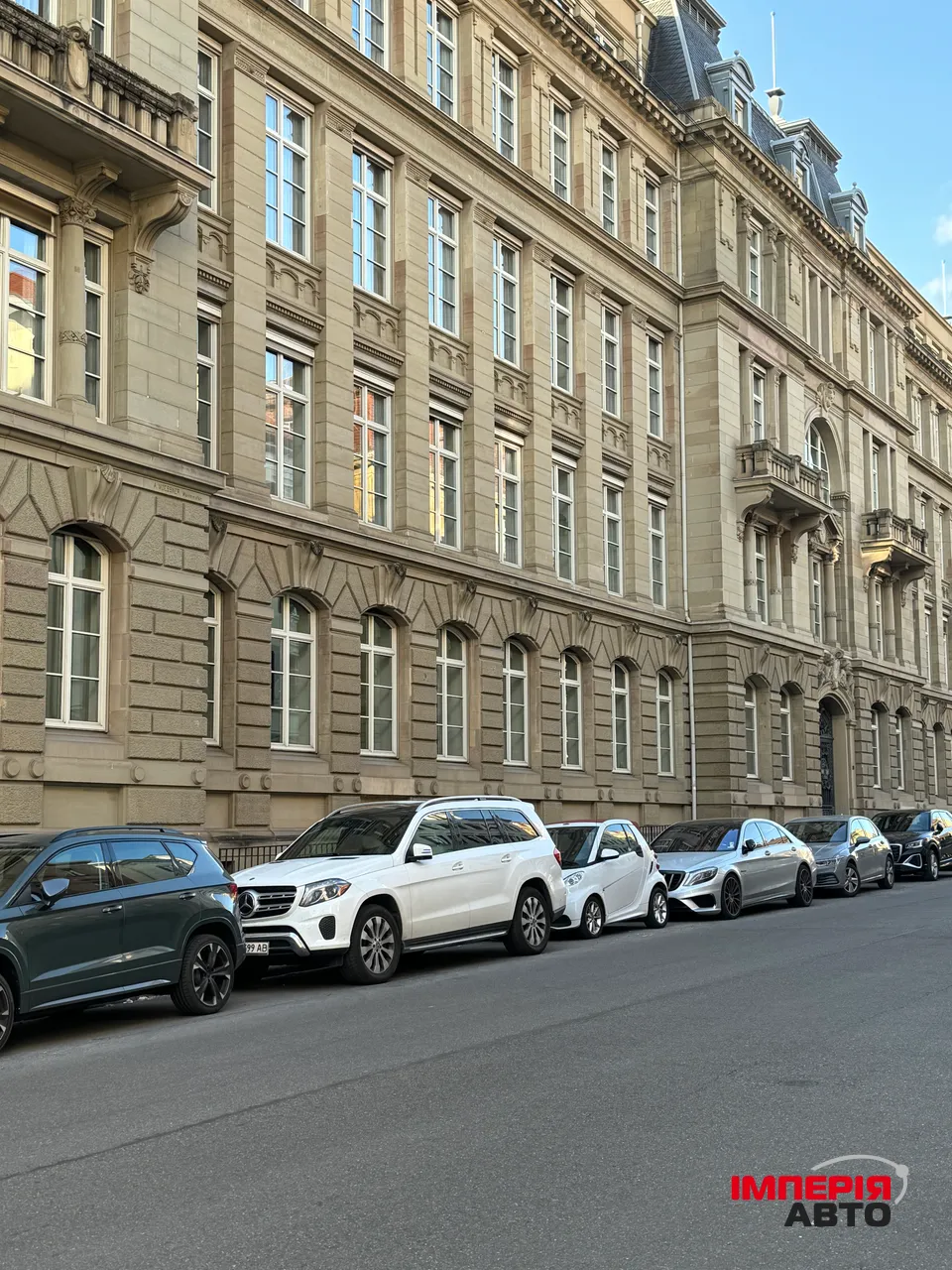 Mercedes-Benz GLS - фото 2