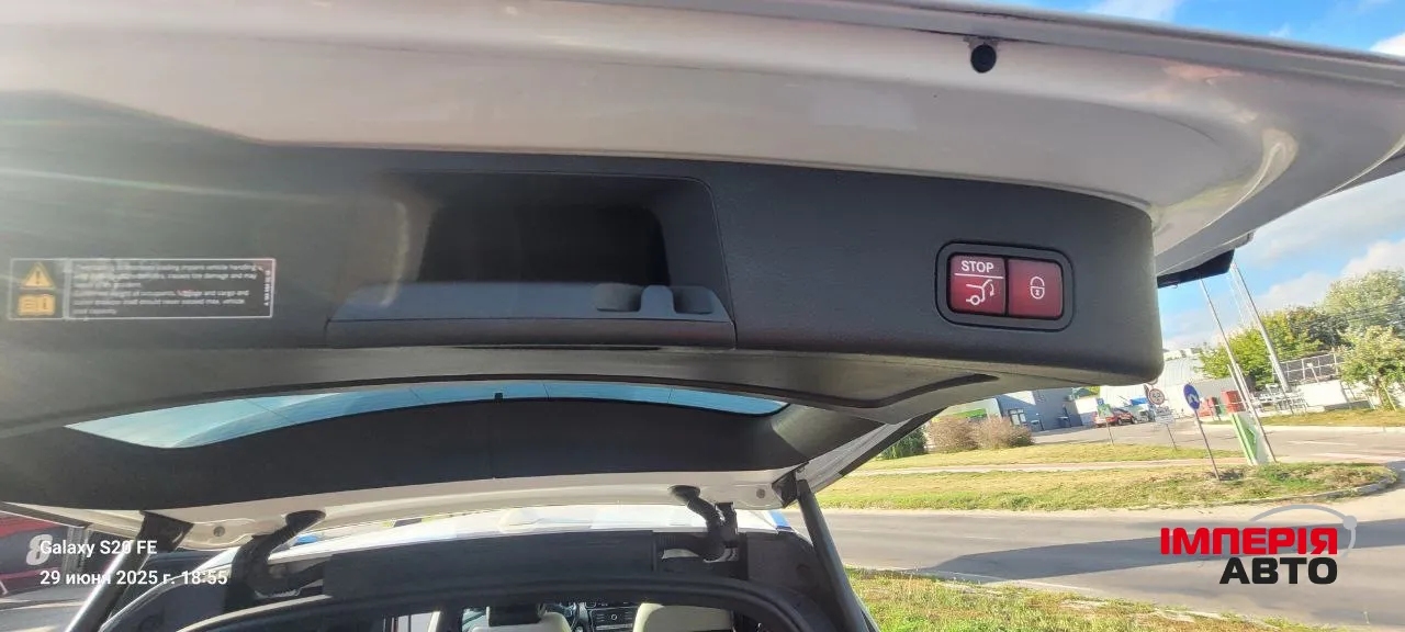 Mercedes-Benz GLS - фото 32