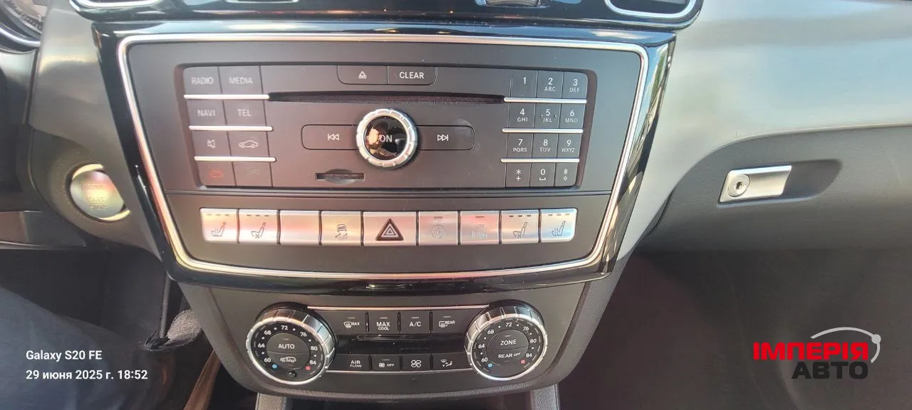 Mercedes-Benz GLS - фото 10