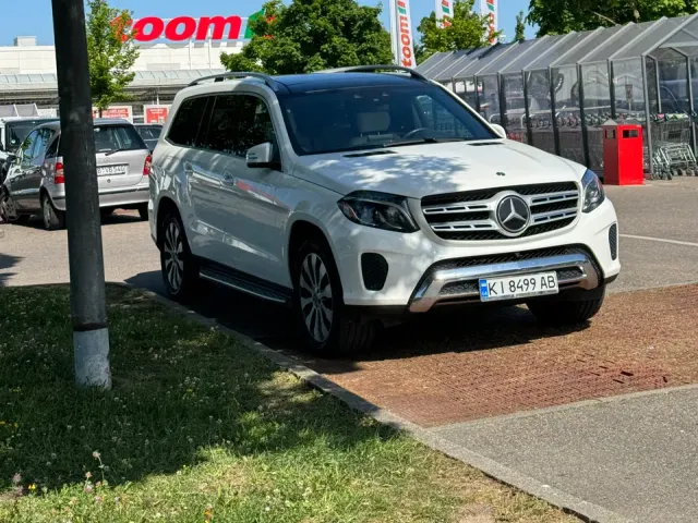 Mercedes-Benz GLS - фото 1