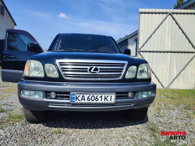 Lexus LX - фото 2