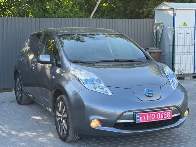 Nissan Leaf - фото 2