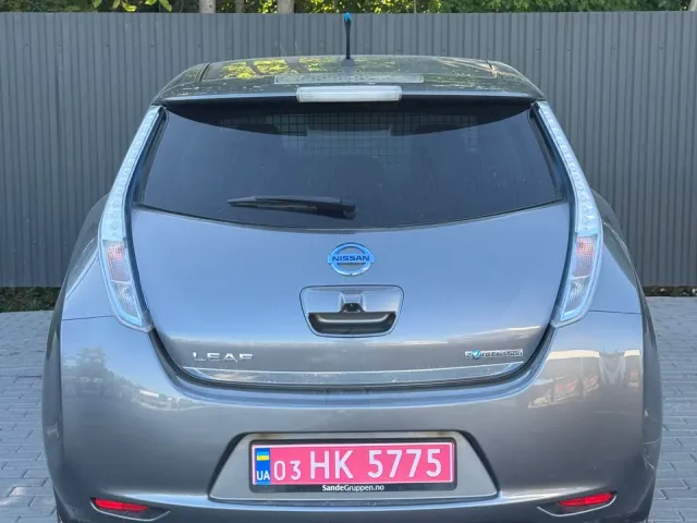 Nissan Leaf - фото 4