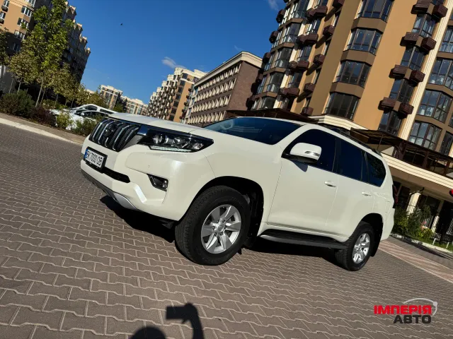 Toyota Land Cruiser Prado - фото 1