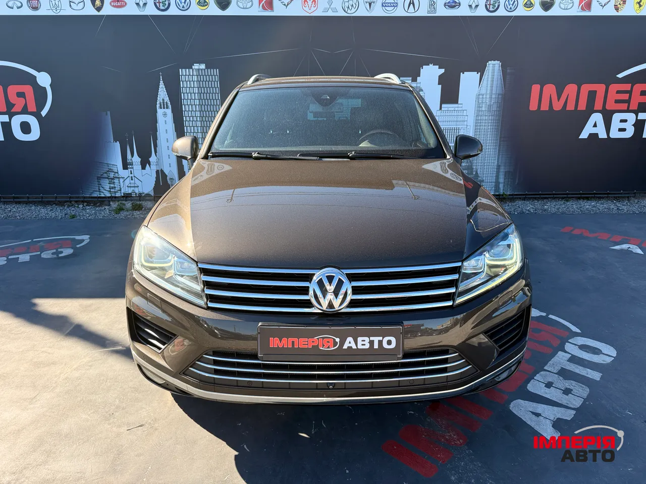 Volkswagen Touareg - фото 4