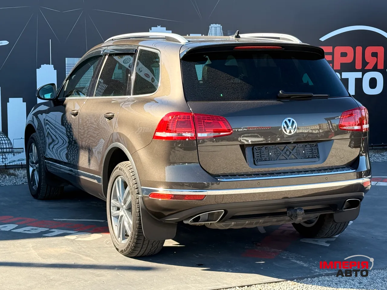 Volkswagen Touareg - фото 3