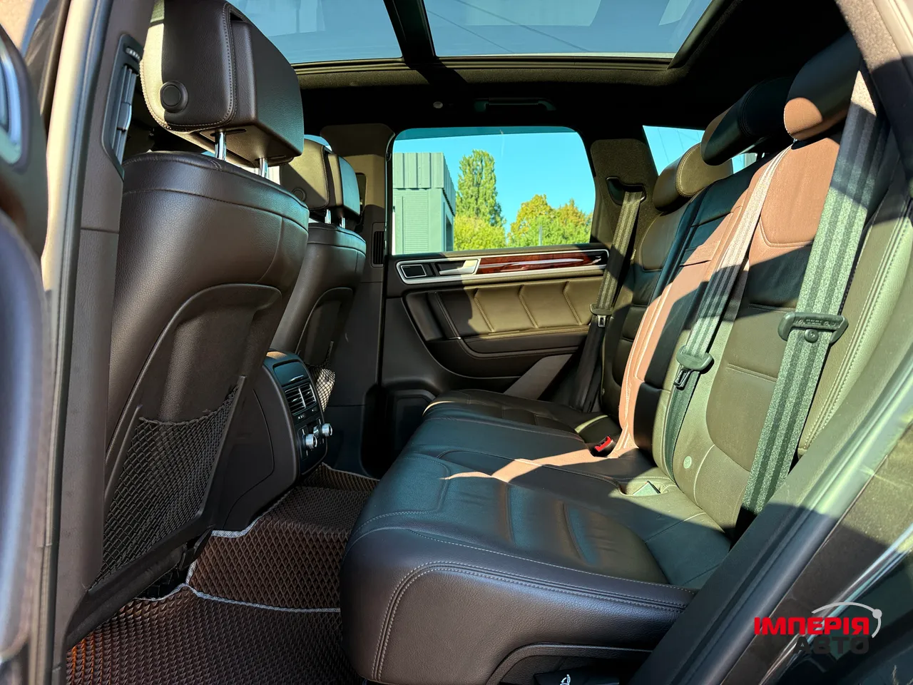 Volkswagen Touareg - фото 14