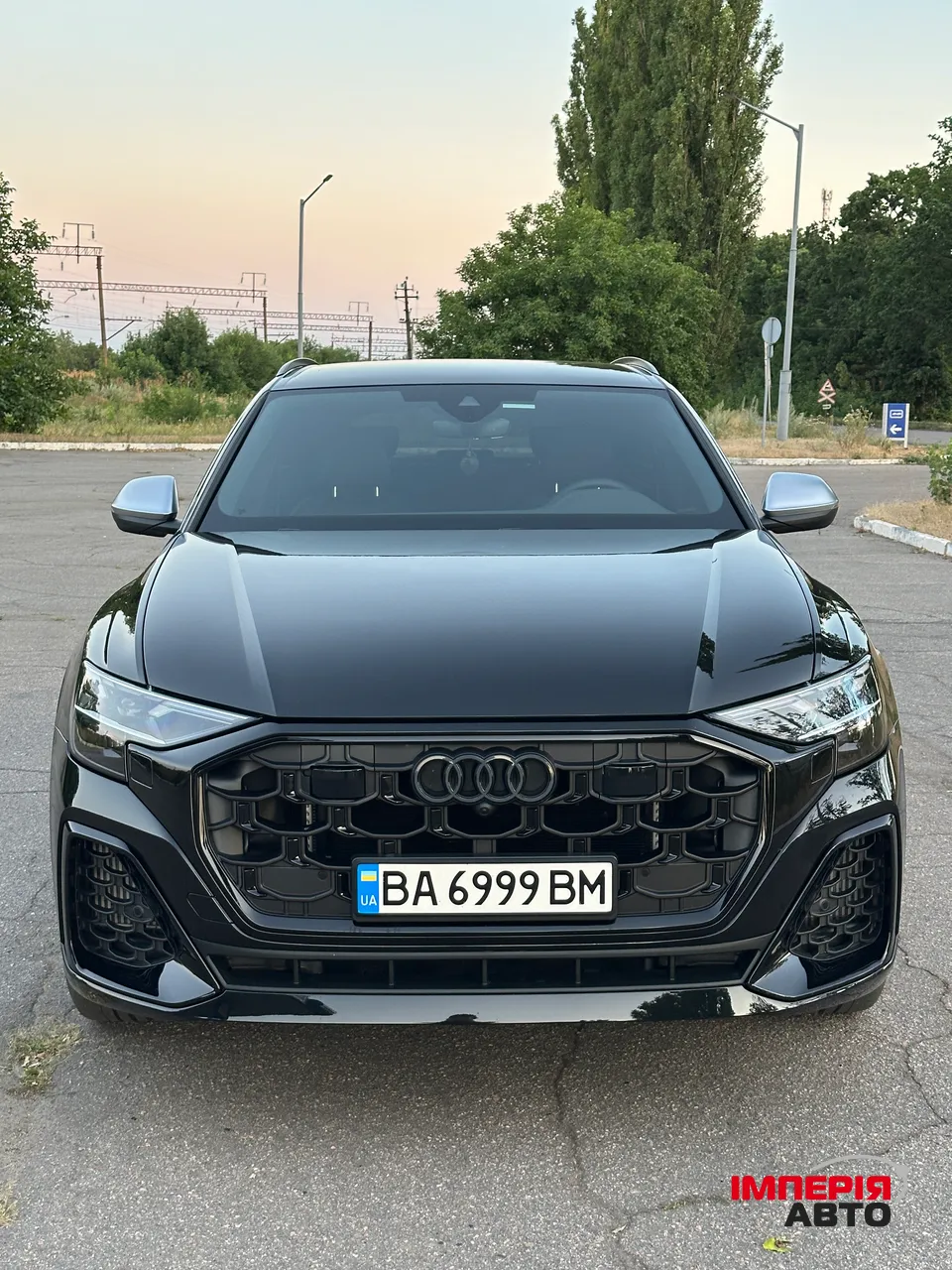 Audi SQ8 - фото 8