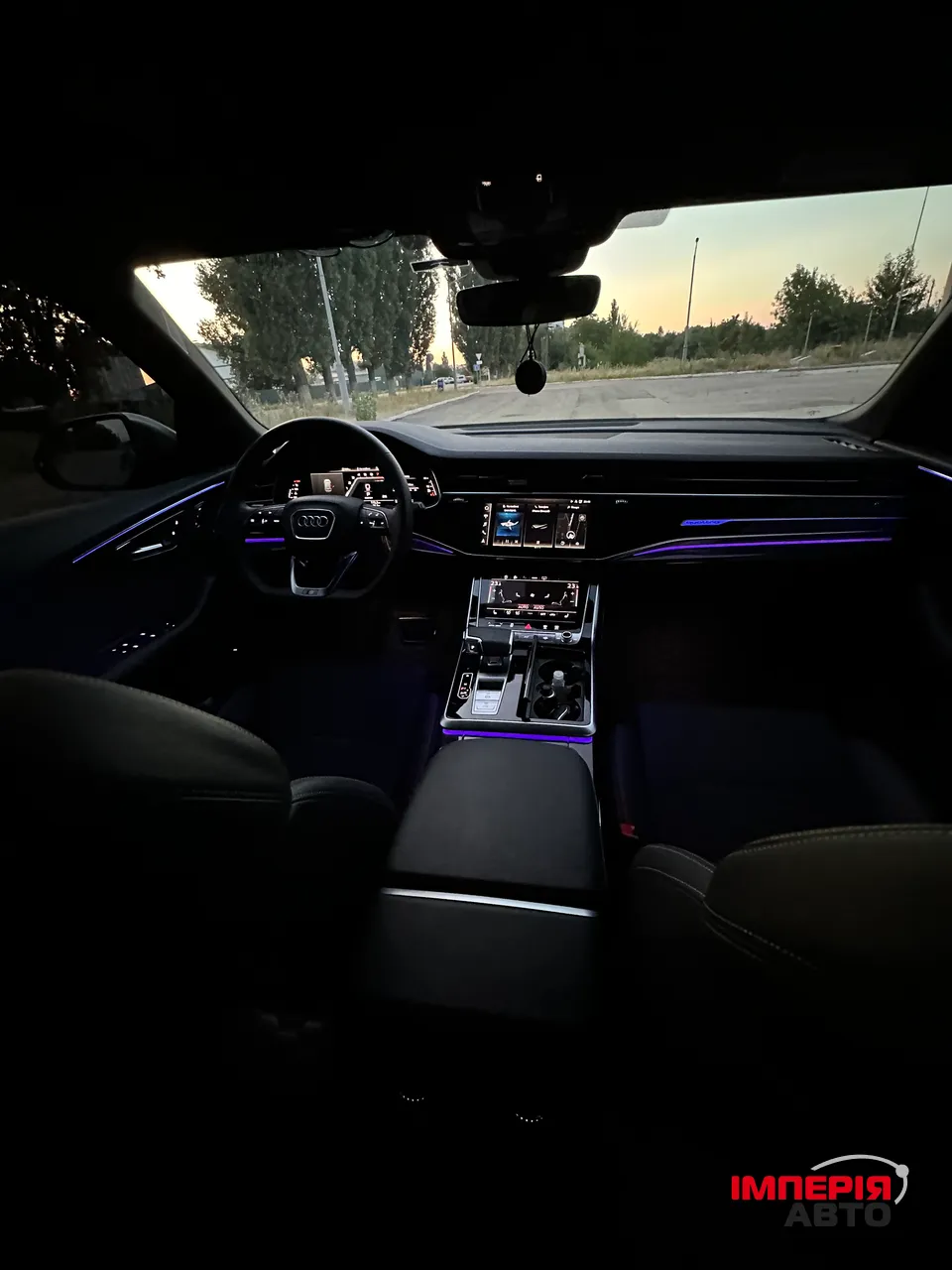 Audi SQ8 - фото 40