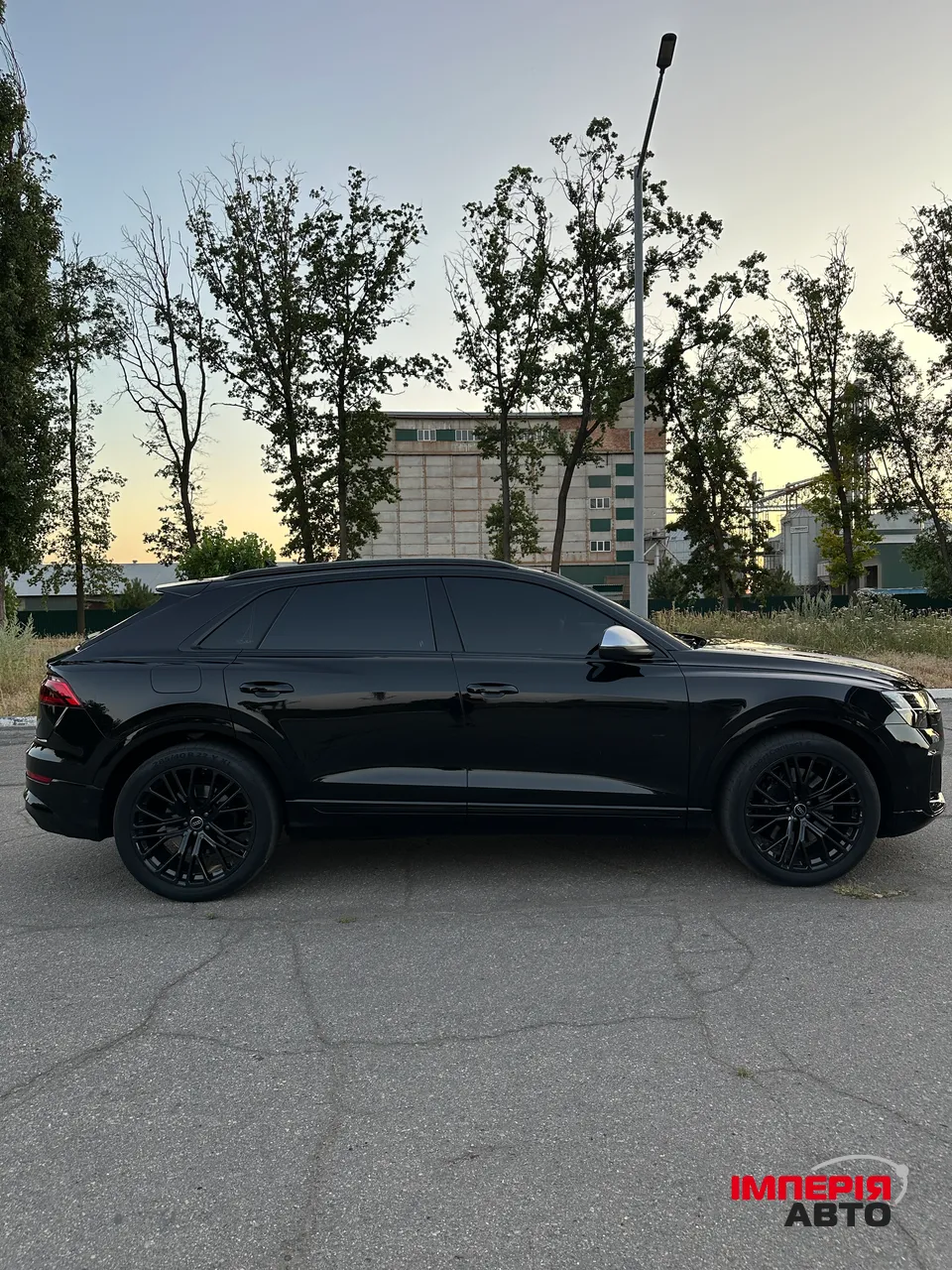 Audi SQ8 - фото 4