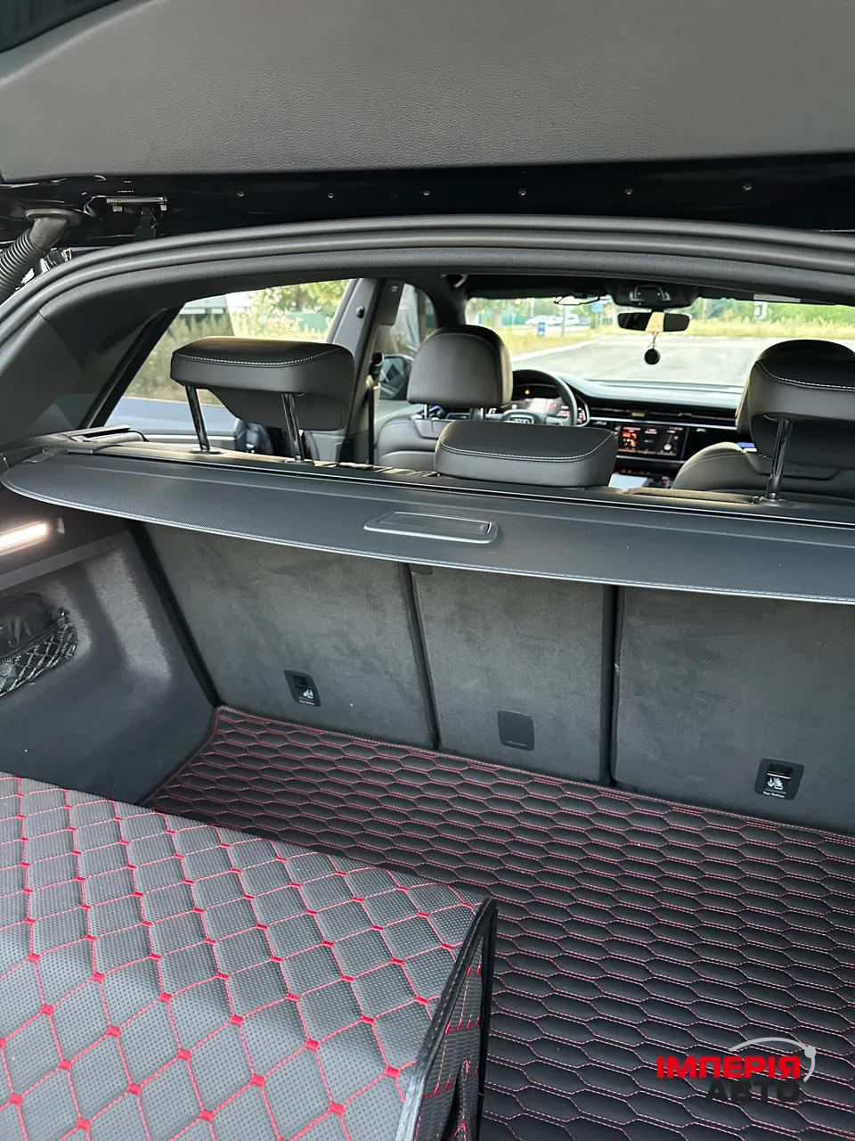 Audi SQ8 - фото 52