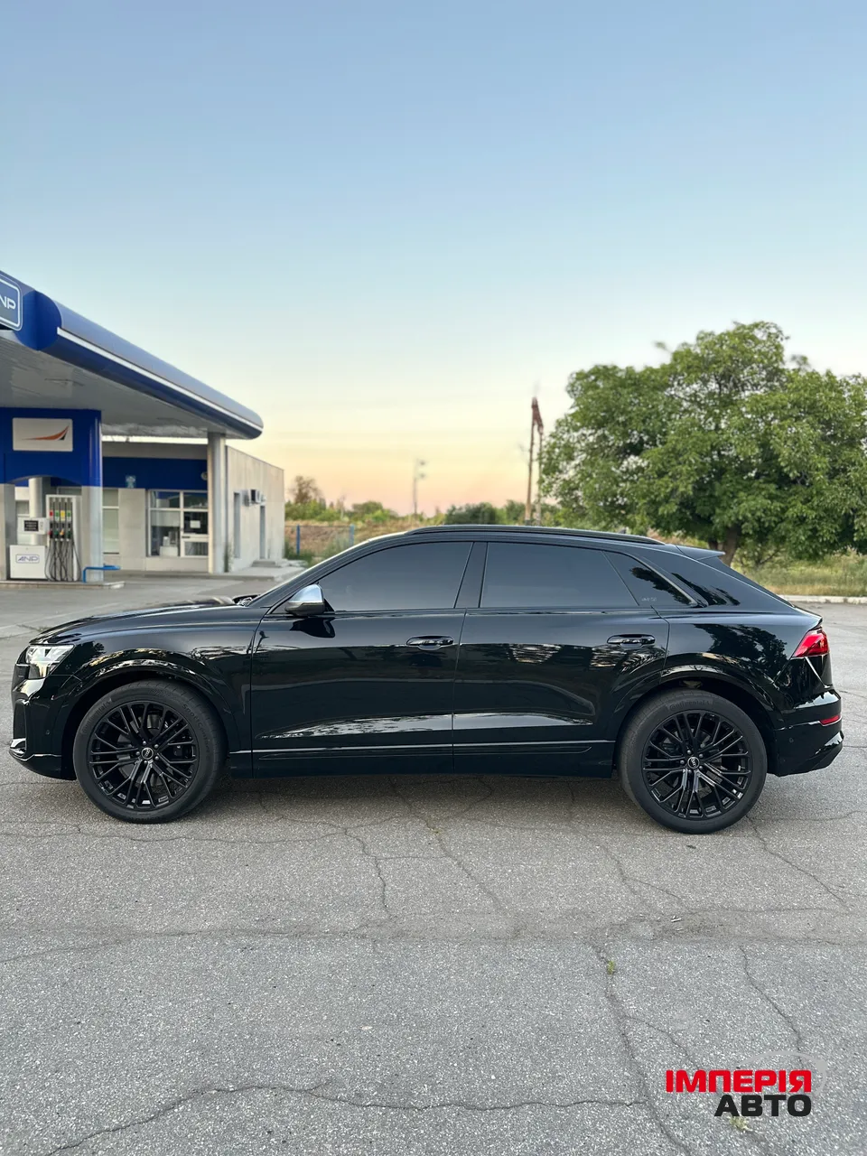 Audi SQ8 - фото 17