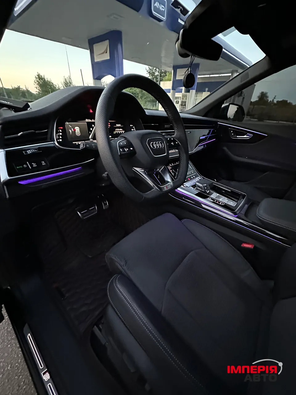 Audi SQ8 - фото 33