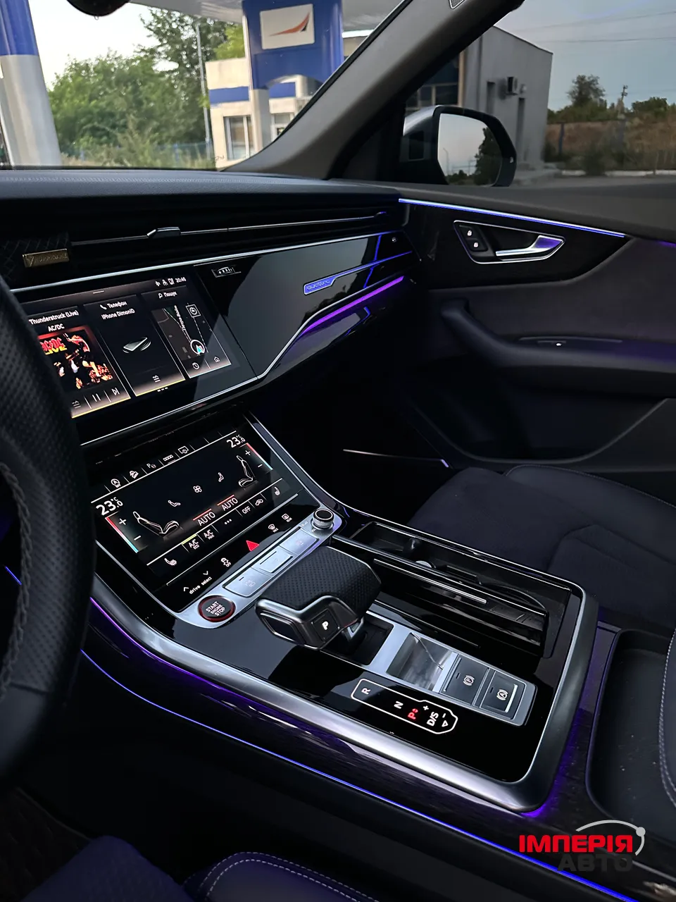 Audi SQ8 - фото 41