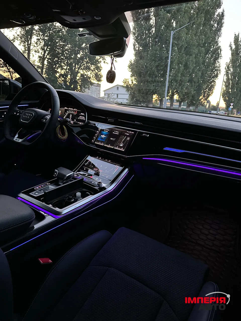 Audi SQ8 - фото 45