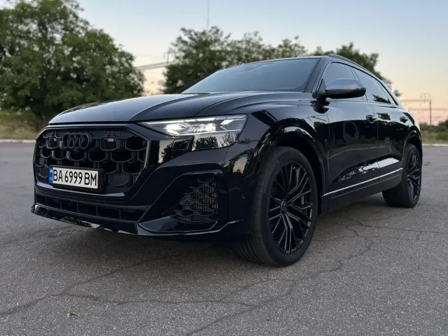 Audi SQ8 - фото 2