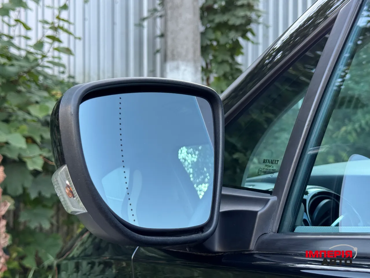 Renault ZOE - фото 7