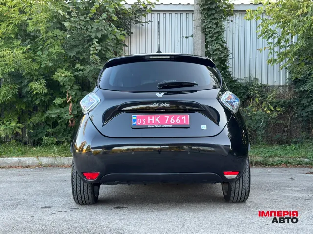 Renault ZOE - фото 5