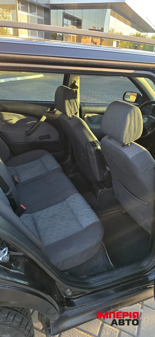 Skoda Octavia - фото 8