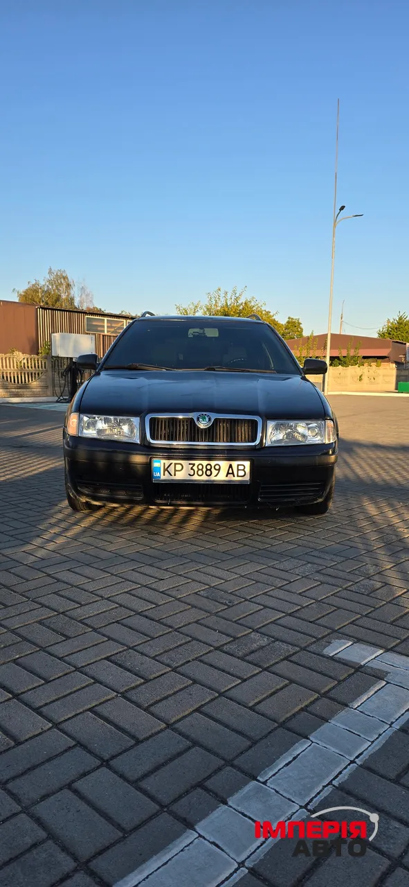 Skoda Octavia - фото 3