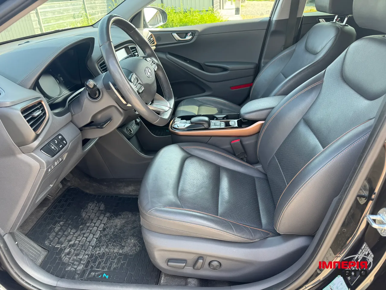 Hyundai IONIQ - фото 9